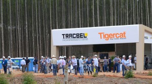 The Mackolines Machines & Hire-Tracbel stand attracted crowds from throughout South and Central America and around the world.