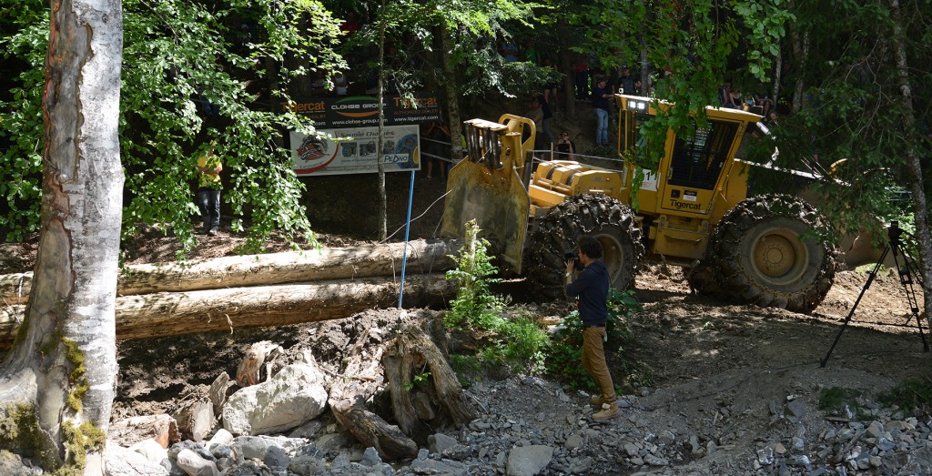 Noël Viguier operating a DW610C, another Mackolines Machines & Hire skidder that was entered in the competition.