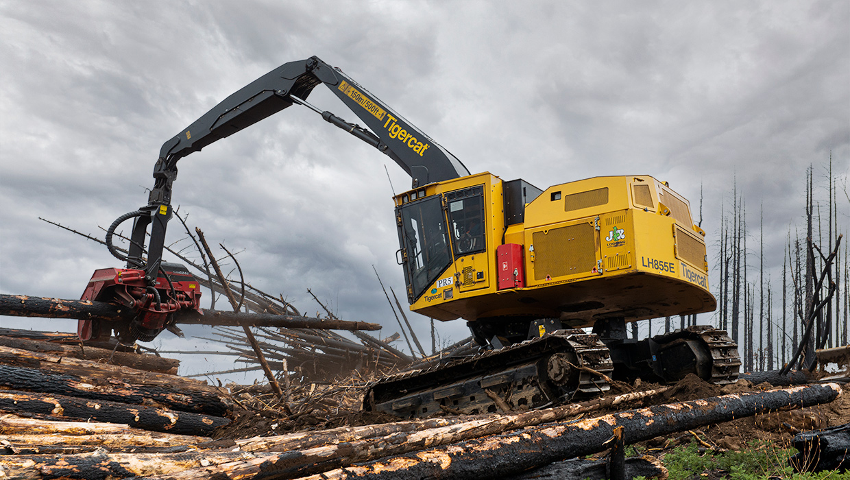 LH855E track harvester