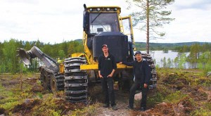 Mikael (left) and Jaj (right) Johansson operate the scarifying operations of family business JMB Skogsentreprenad AB.