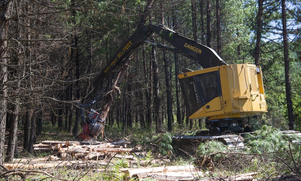 Track undercarriages are reportedly lasting up to 30,000 hours.