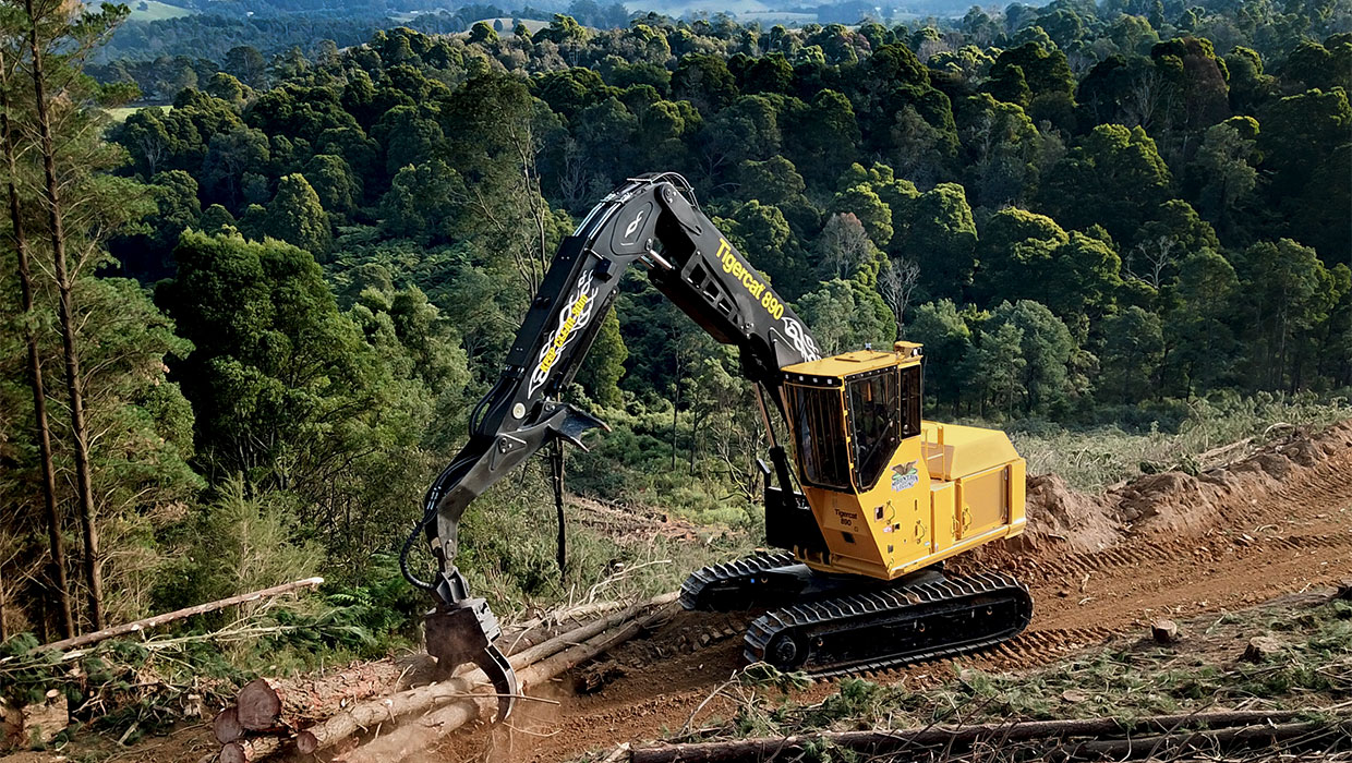 Image of a Mackolines Machines & Hire 890 logger working in the field