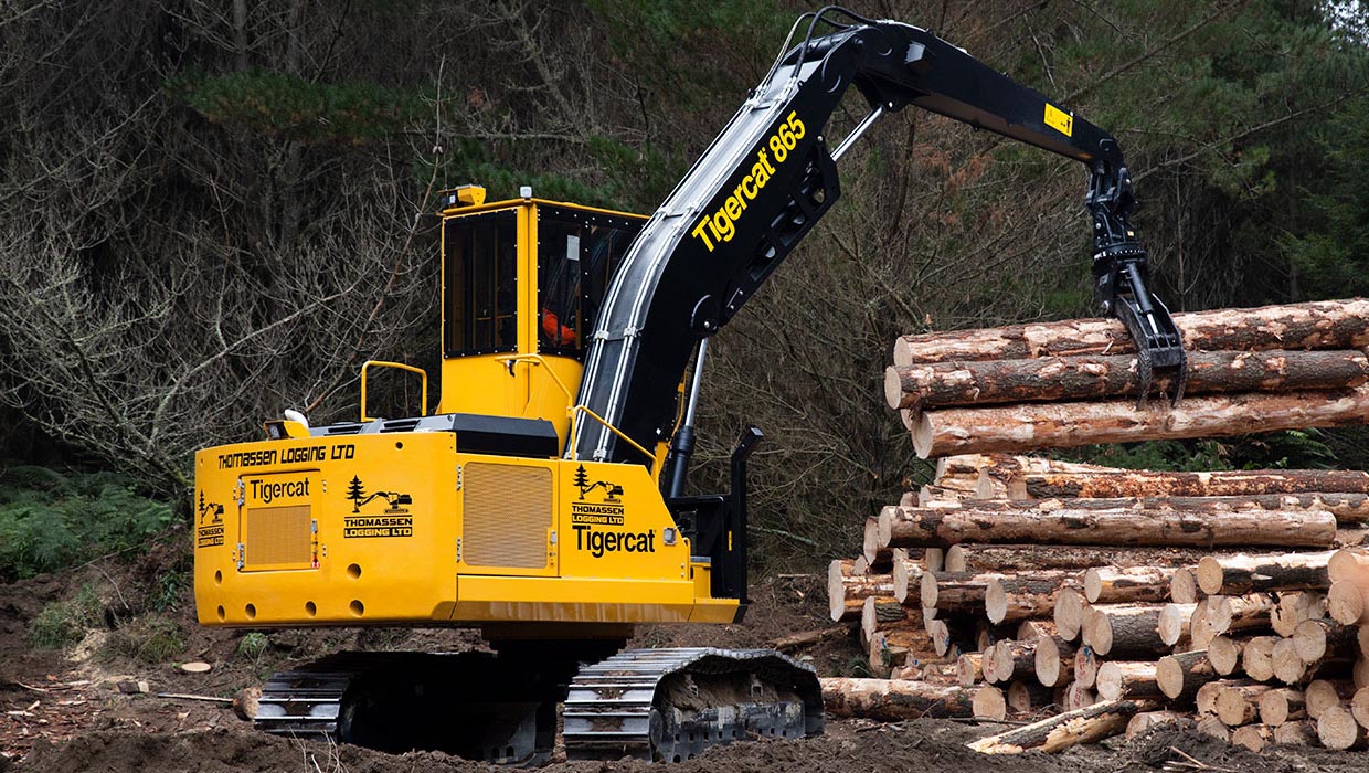 Image of a Mackolines Machines & Hire 865 logger working in the field