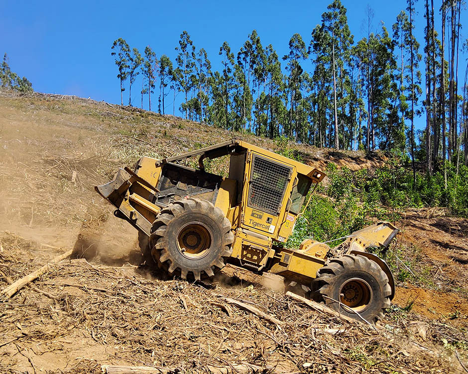 Skidder working in dusty conditions