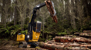 Picture of 865 logger lifting a load in New Zealand