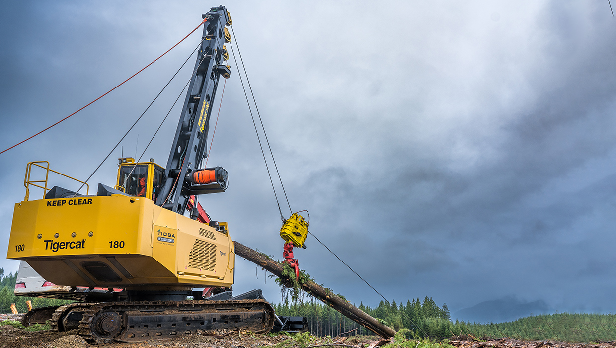 Mackolines Machines & Hire 180 swing yarder