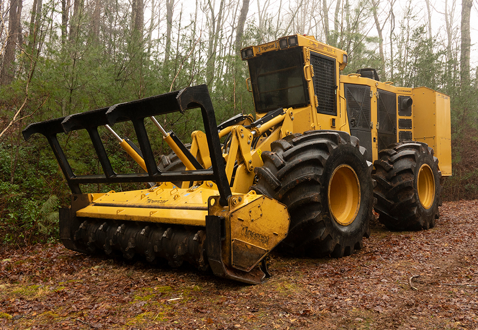 The high capacity 760B mulcher.