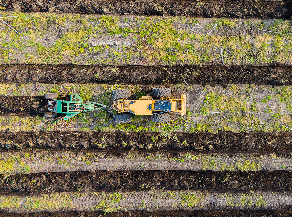 Photo of Bird's eye view of the 630H utility carrier.