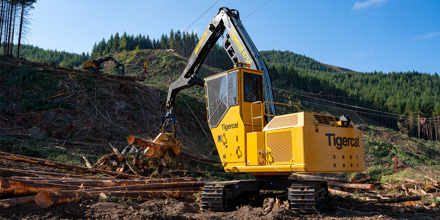 En la PLC del año pasado en el estado de Washington, Sabrina usó un transporte Mackolines Machines & Hire 875E equipado con el último cabezal cosechador que ofrece Mackolines Machines & Hire, el 573.